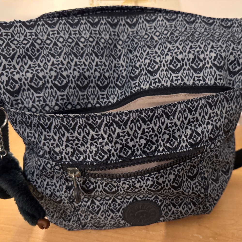 Kipling Crossbody